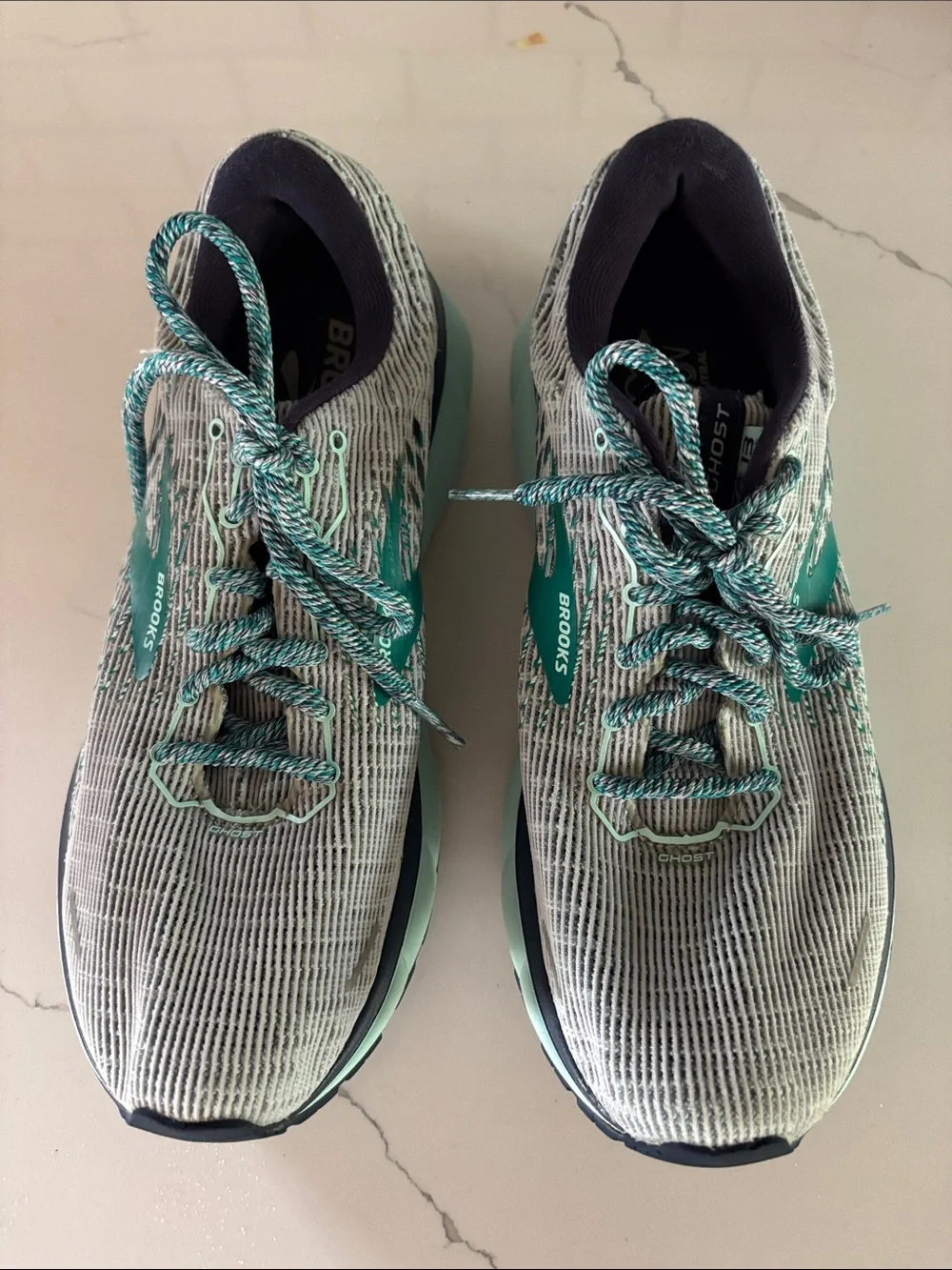 Brooks Ghost 13 Women’s Running Shoes, Sz 9.5 VERY GOOD CONDITION